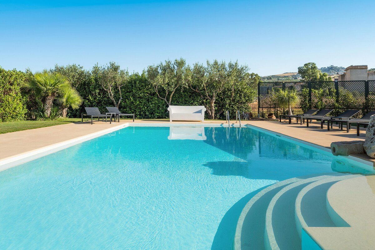 Ager Costa gallery image 5