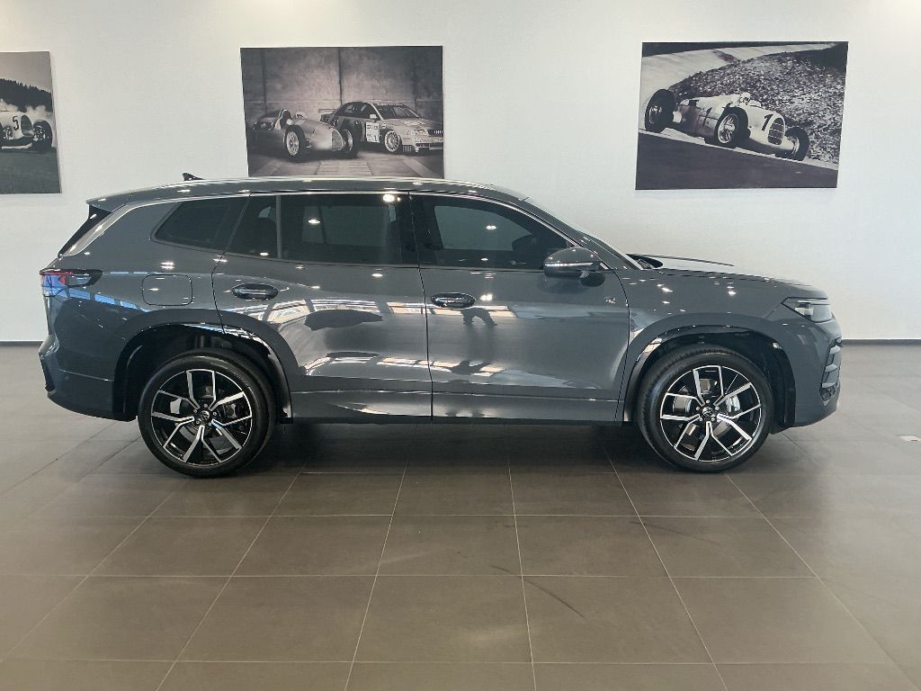 Used car gallery