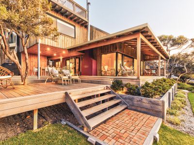 Beaches – Yallingup Shorefront