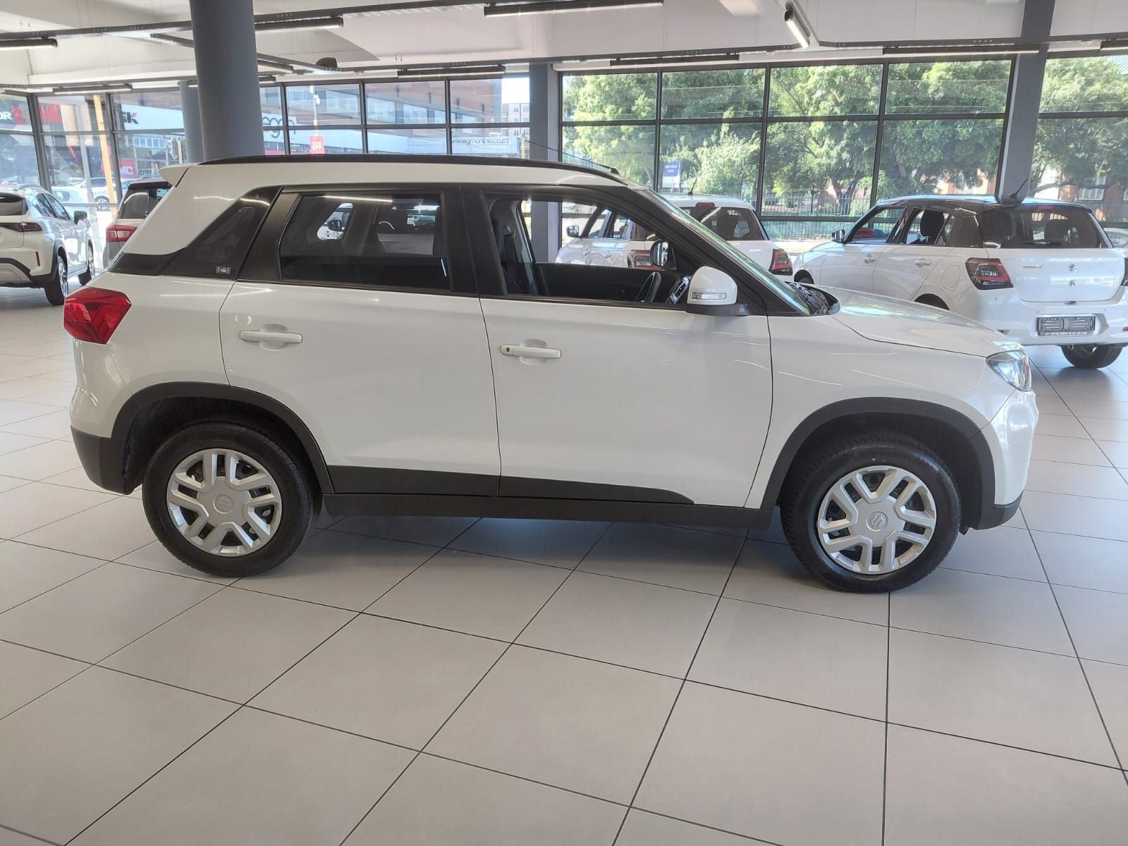 Used car gallery