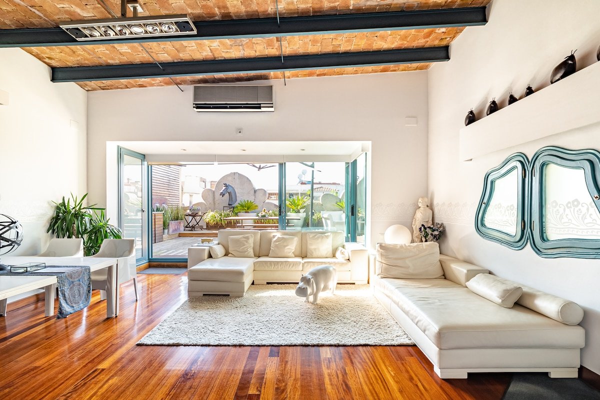 Unique Penthouse 2 with terrace gallery image 5