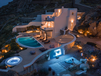 Stunning Villa, INSANE Views, disco, Hotub, Cinema
