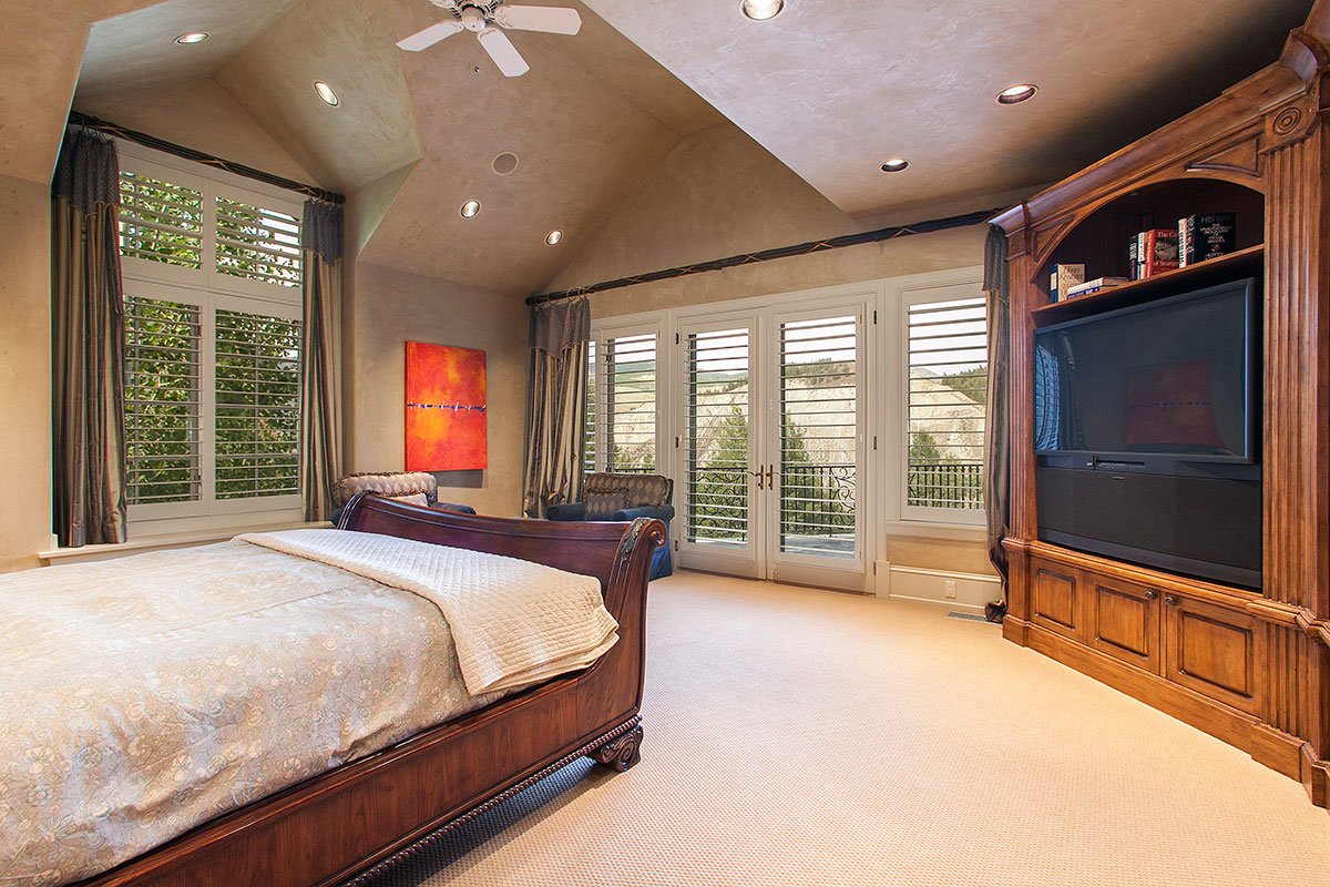 89 Holden Road gallery image 3