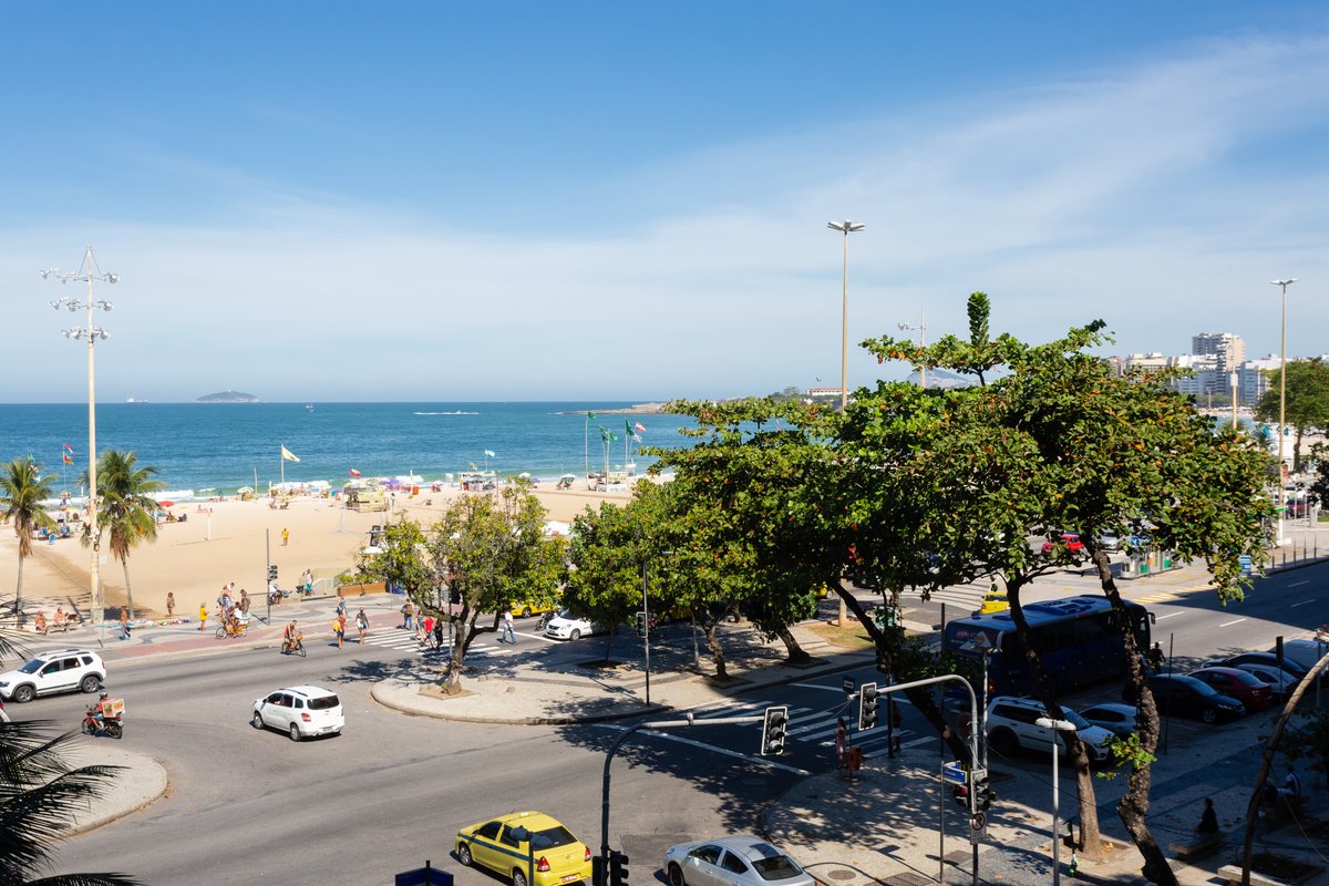 De frente p/ praia de Copacabana