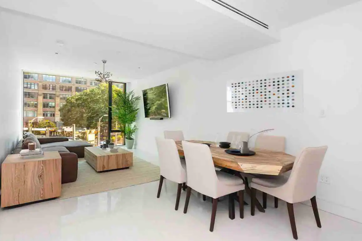 Luxurious Soho Apartment~ 3 Bedroom 2 Bathroom