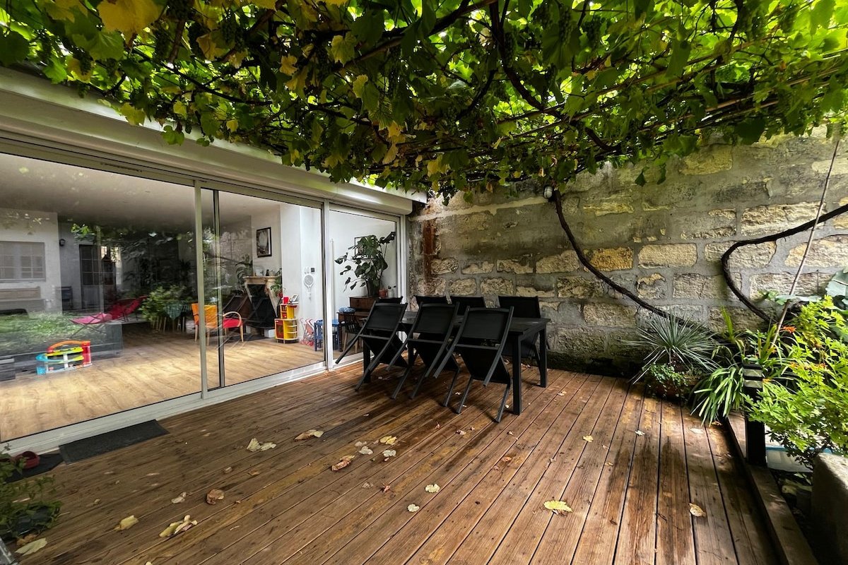 Grande maison calme et confortable en centre-ville gallery image 4