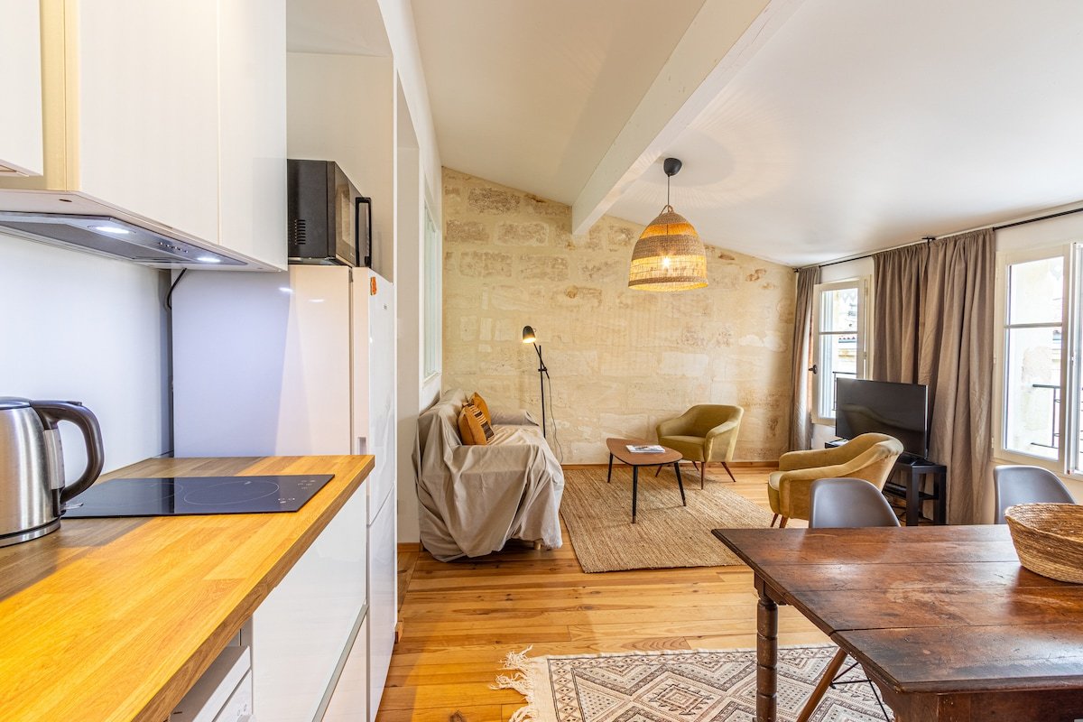 Bordeaux Jardin Public : T3 Rénové Immeuble Pierre gallery image 5