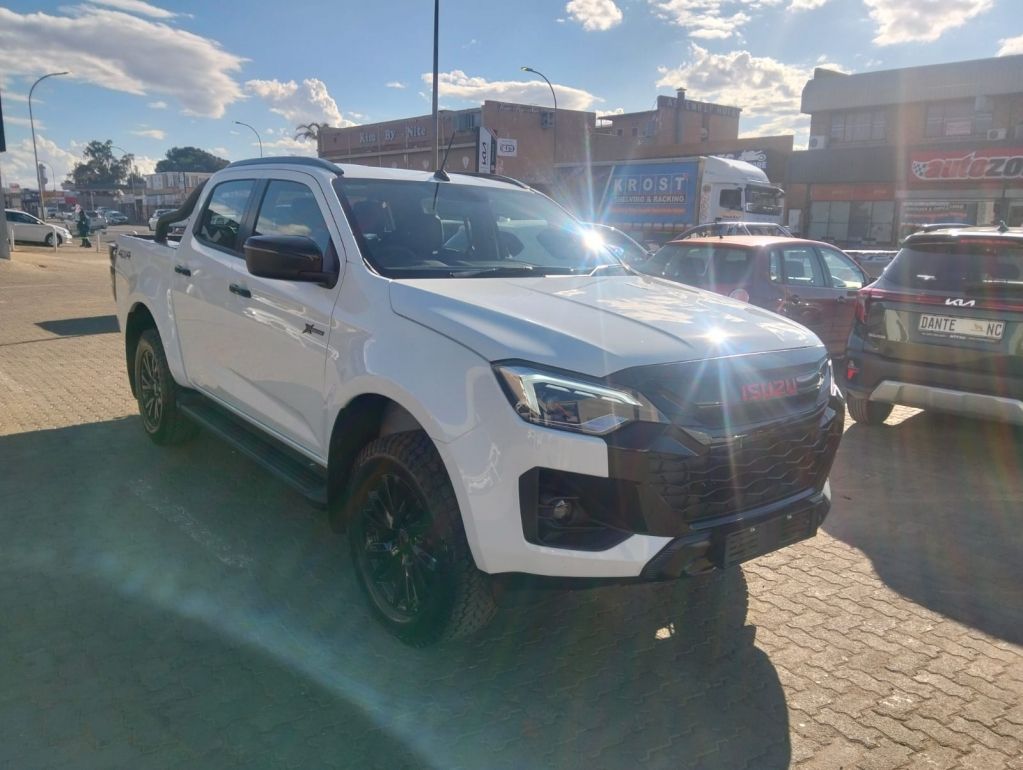 ISUZU D-MAX 1.9 Ddi HR X-RIDER 4X4 A T D C P U for Sale in South Africa