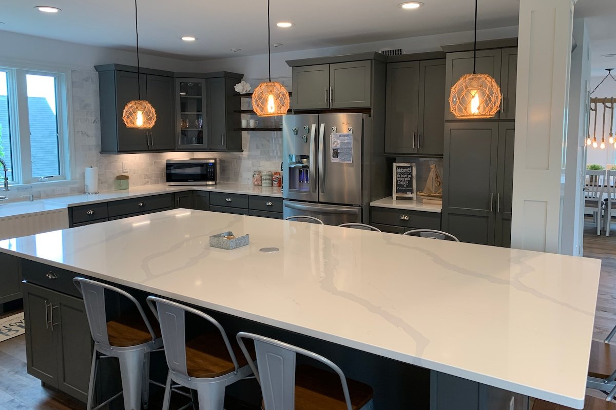 Coastal Paradise Stunning Water View Walk to Beach gallery image 4