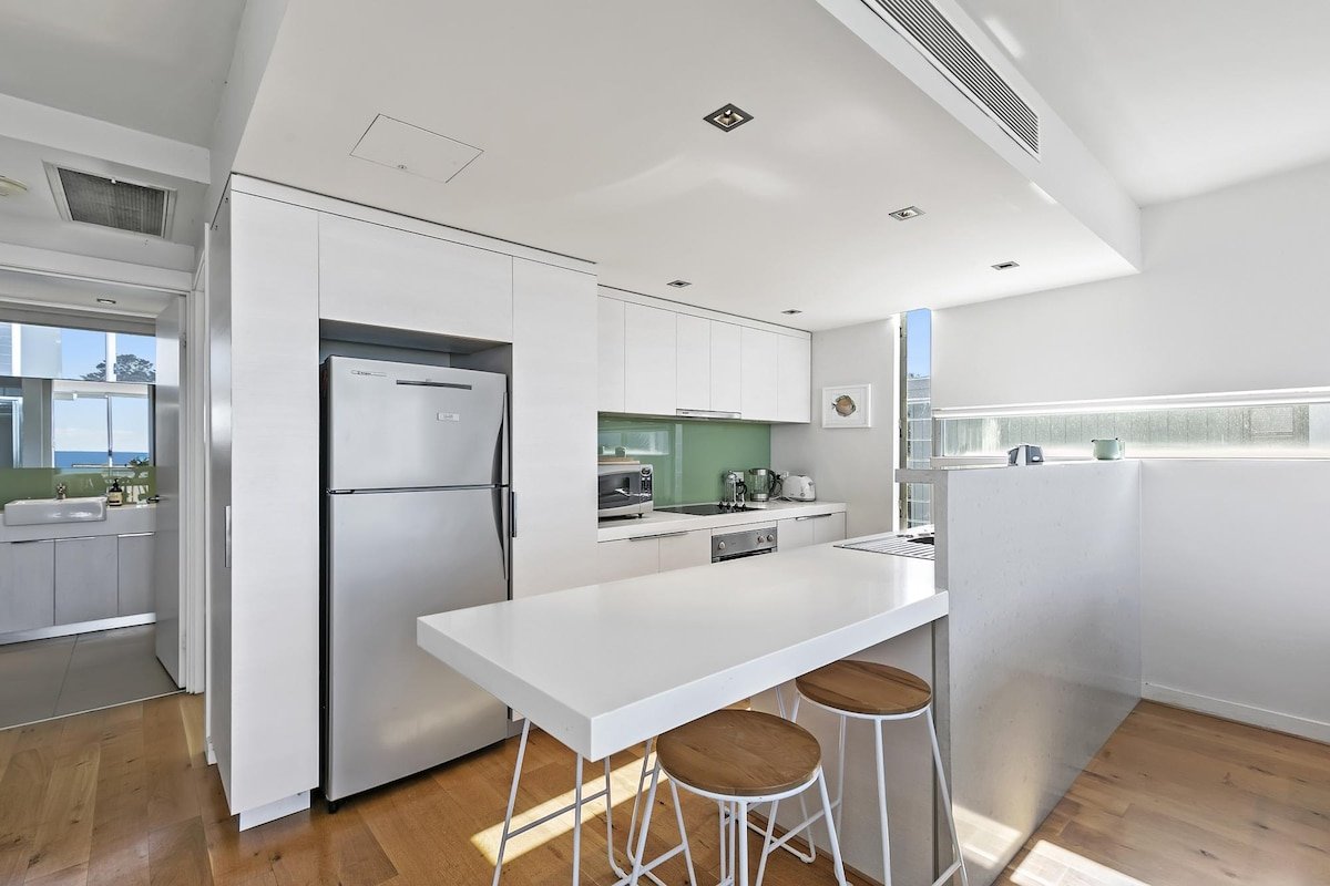 Apartment Three-17 – Lorne Holiday Stays gallery image 3