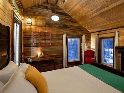 Jone’s Brook Cottage: BBQ-Pool-Table-Firepit-AC