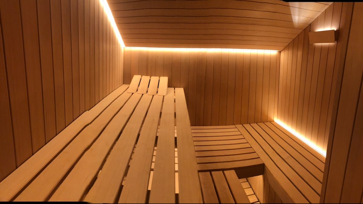 Spectacular Rooftop, Amazing views, Ski in/out gallery image 5