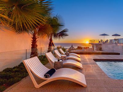 Clifton YOLO Spaces – Clifton Beachfront Penthouse