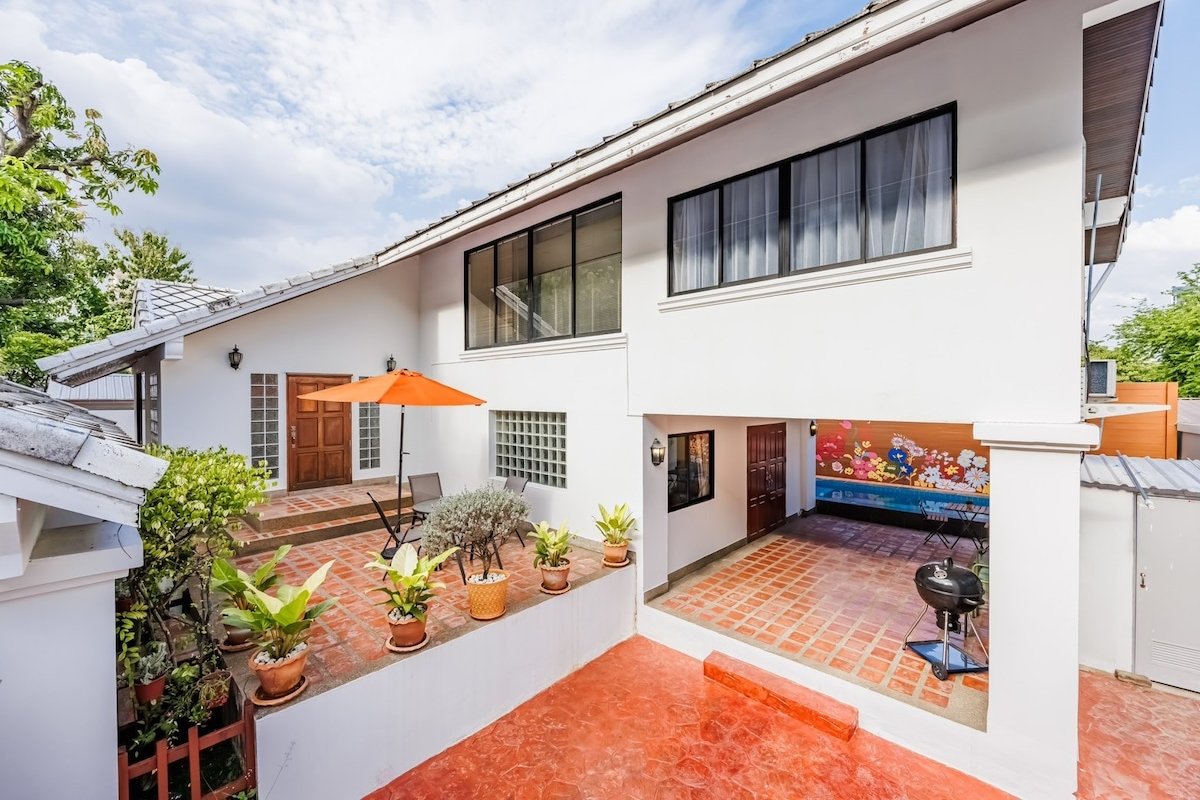 Sixty-Two Private Villa/Breakfast+Pick up+Cleaning gallery image 3