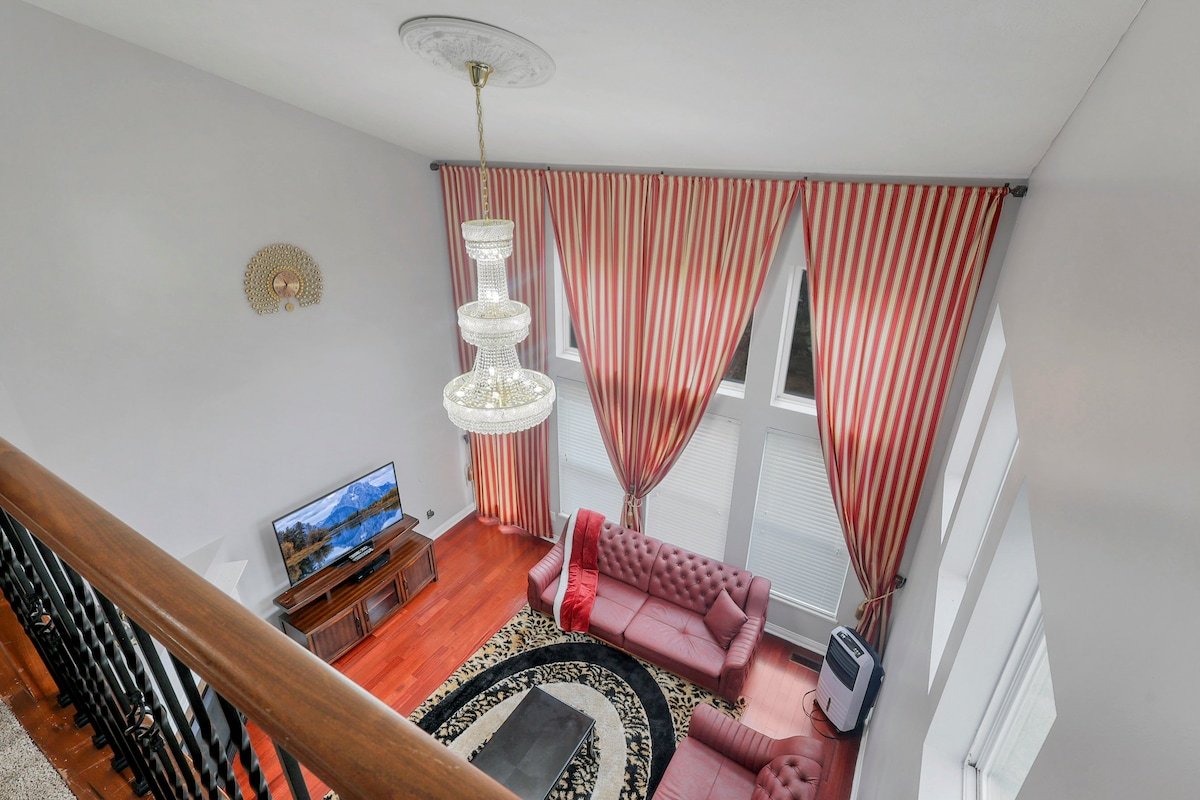 5 Bedrooms Home at Mt Camel East great neigborhood gallery image 2