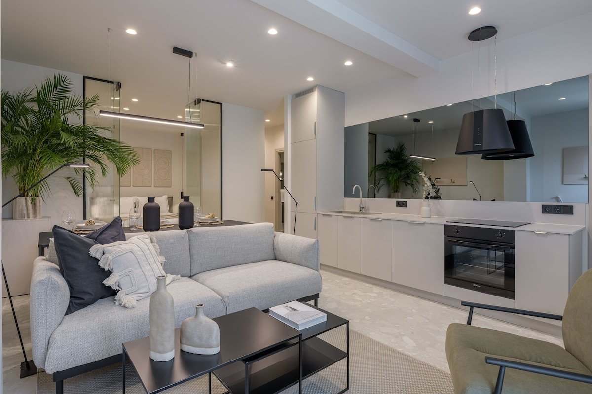 Penthouse W/ View & Plunge Pool gallery image 3