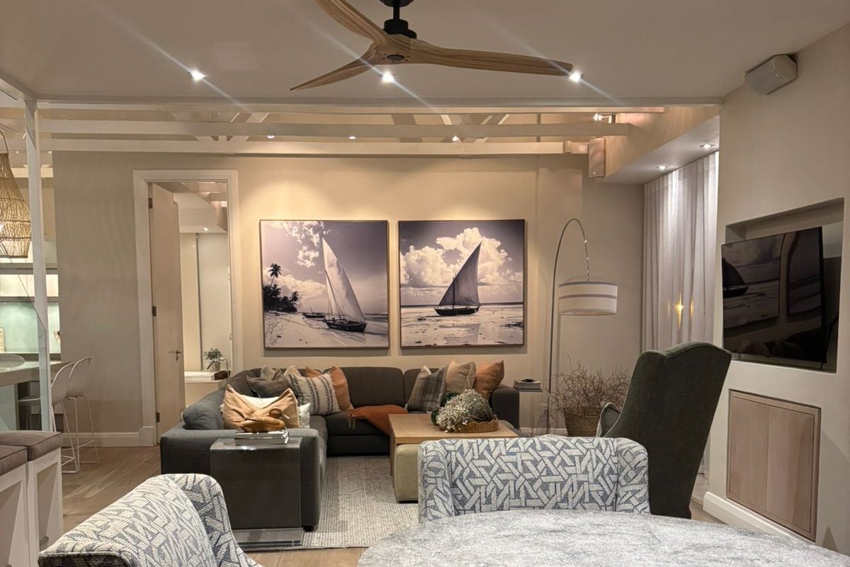 Clifton 4th Bungalow with Ocean Views on the Beach gallery image 3