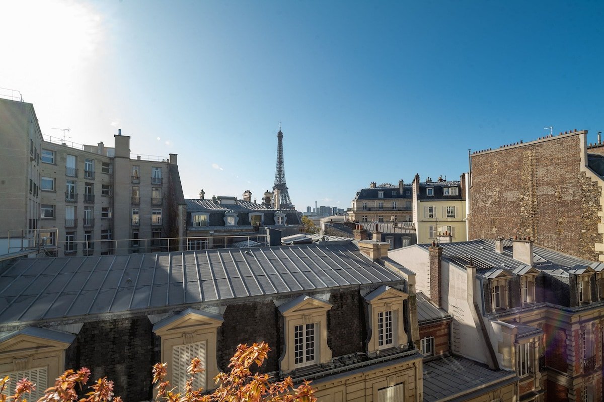Par057 – Breathtaking duplex penthouse in Paris