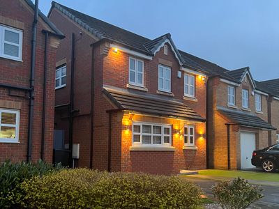 Stunning Home in Astley