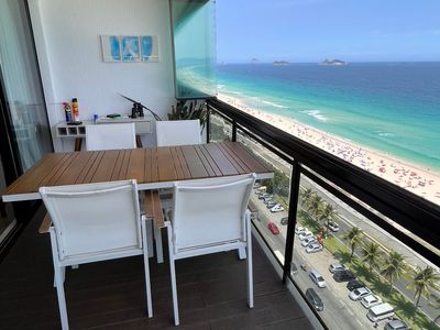 Apartamento de frente ao mar com vista incrível