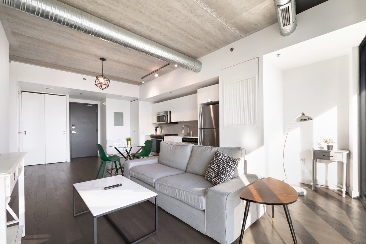 Elegant Downtown 2BR High-Rise