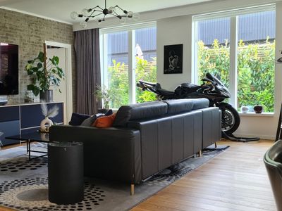 Comfortable home with free parking