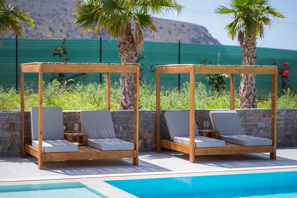 Villa Eugenia | 3BD Luxury Villa by Temma Villas gallery image 4