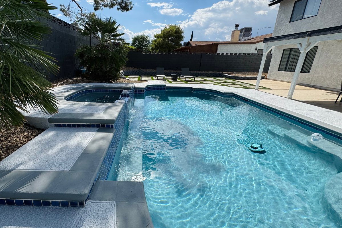 Captivating Modern Home w/ Pool + Jacuzzi + Gym