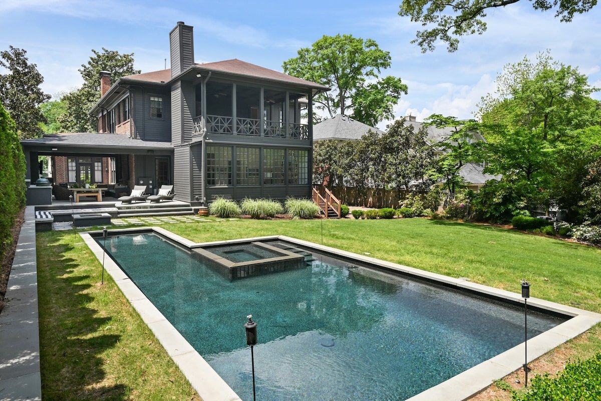 Bon Royale – Family Fun Home with Pool & Backyard