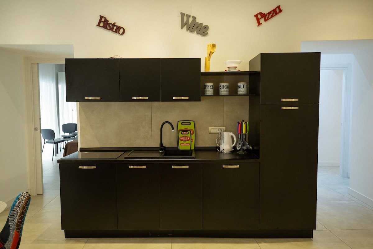 Napolidays Apartments -Downtown – Napoli gallery image 5