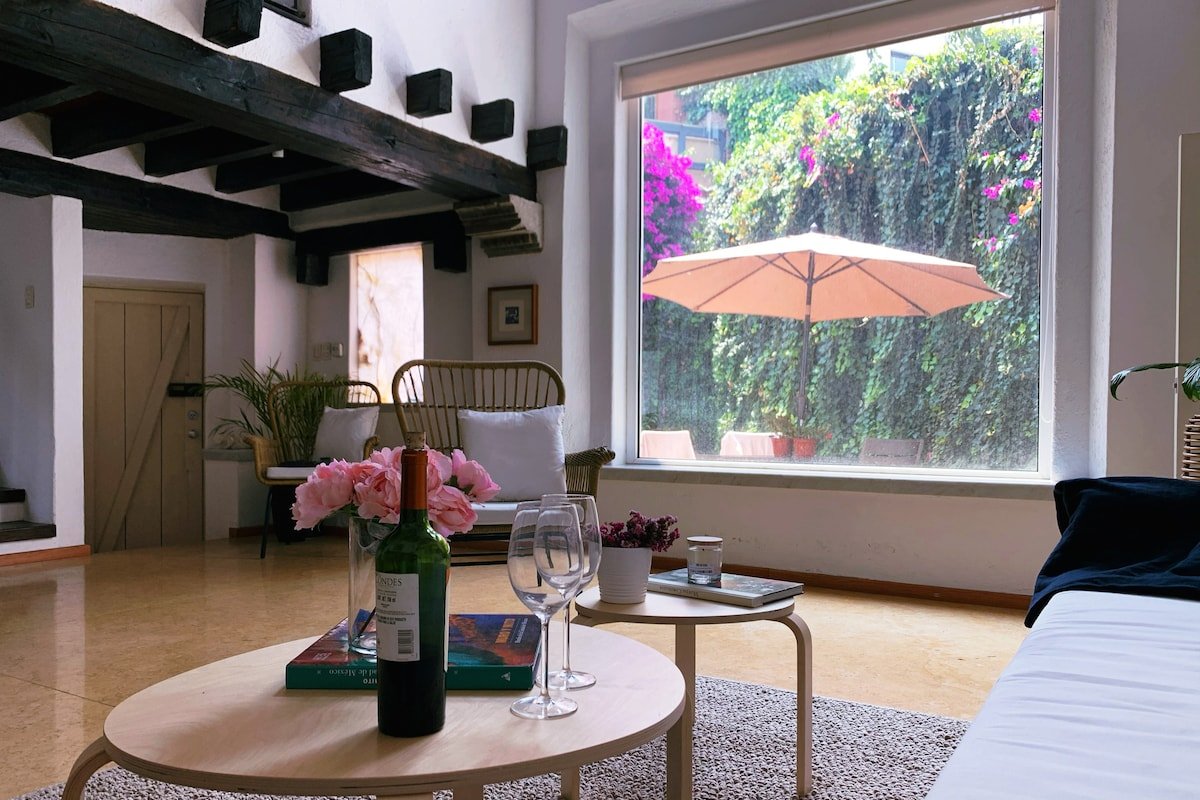 Cozy 2-Bedroom Villa, Luxury Stay in San Angel gallery image 3