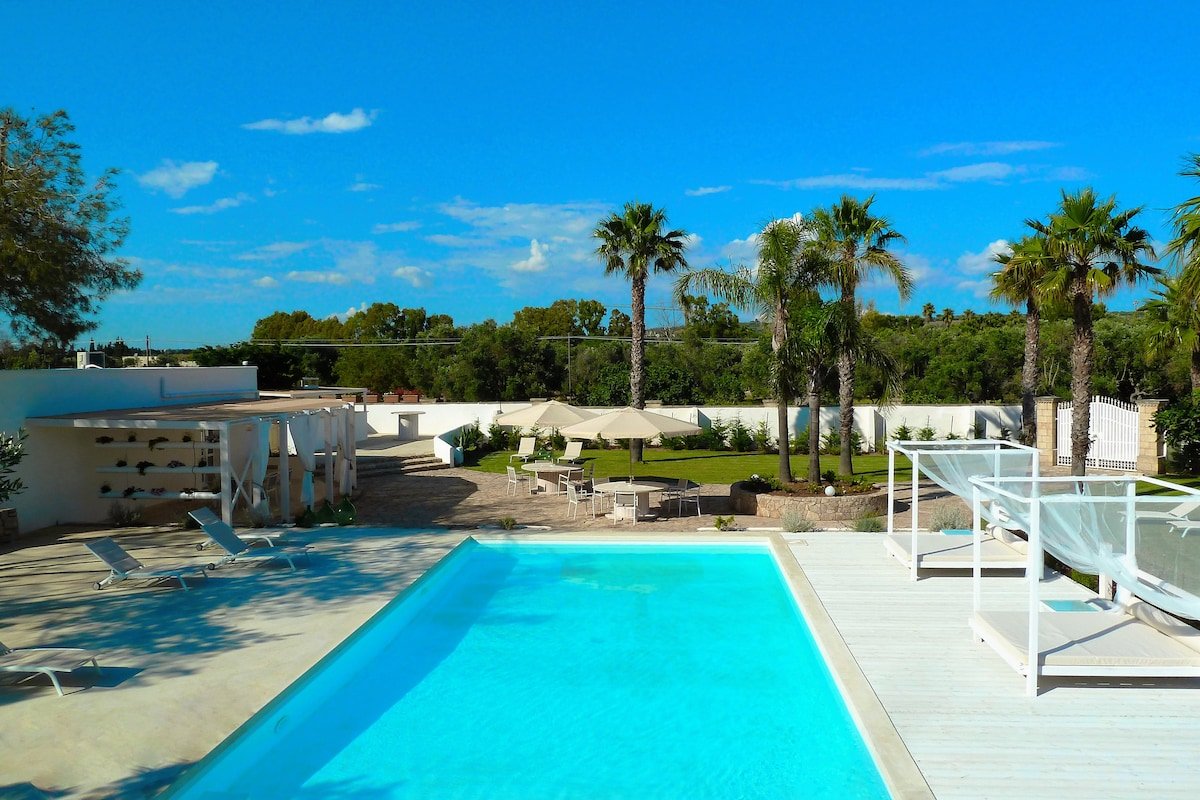 VILLA con piscina nel Salento Giardino TerraNostra gallery image 2
