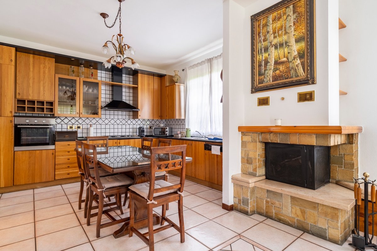 Appartamento in villa gallery image 4