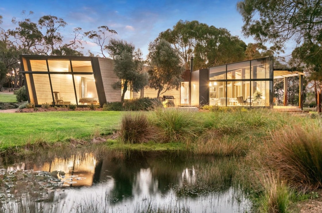 Vineyard House gallery image 2