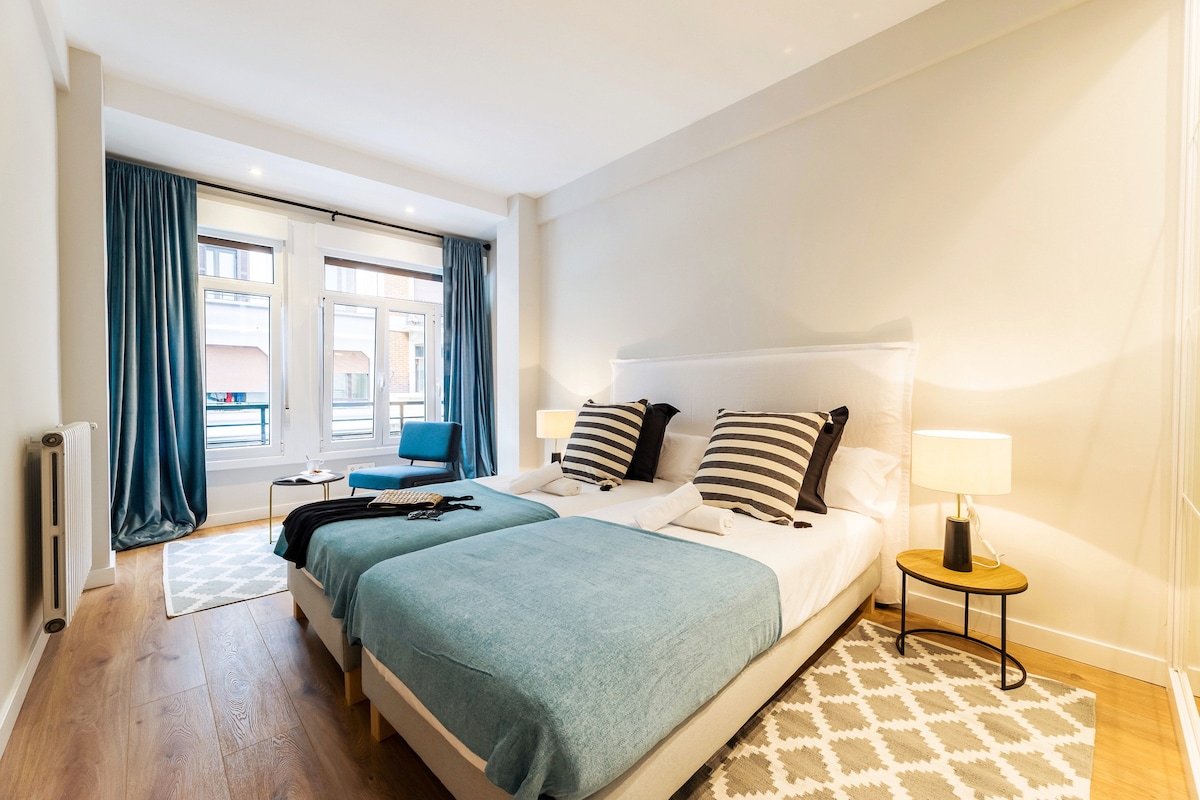 Gran Via Suite: 1 min from Beach gallery image 4