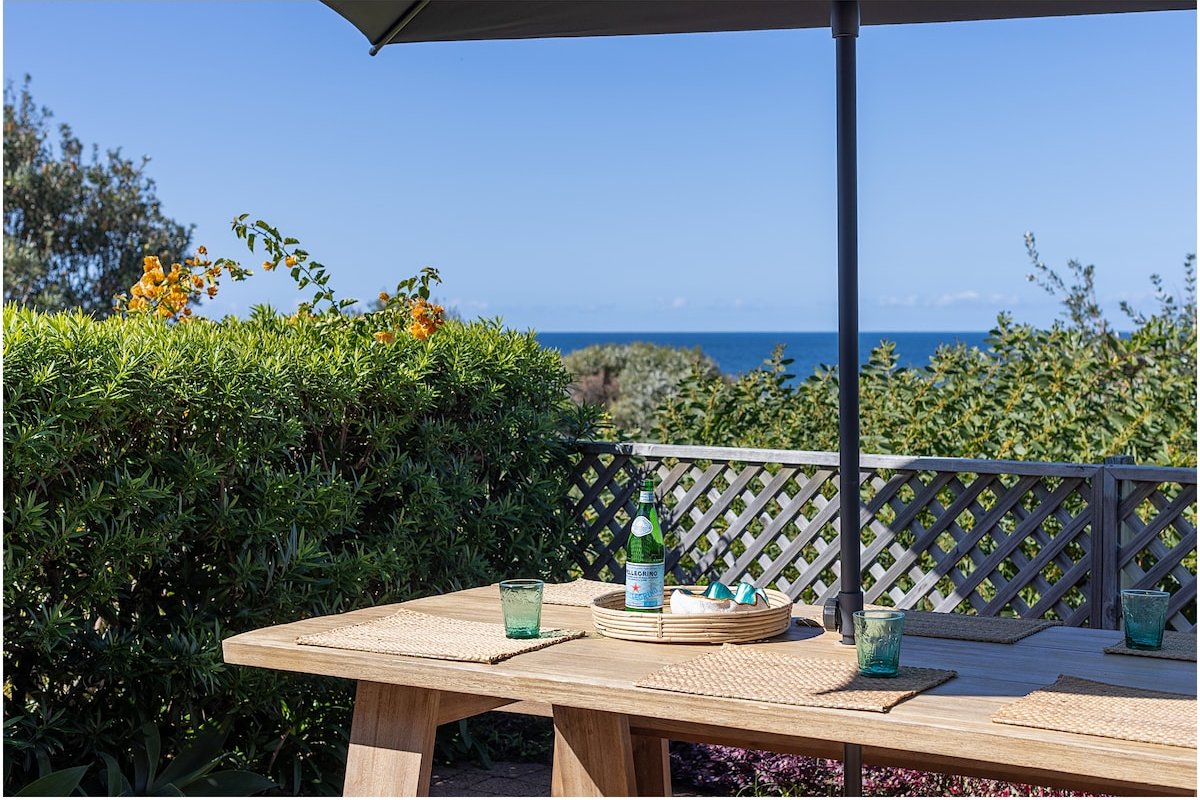 Balmy Palms | Boomerang Beach gallery image 5