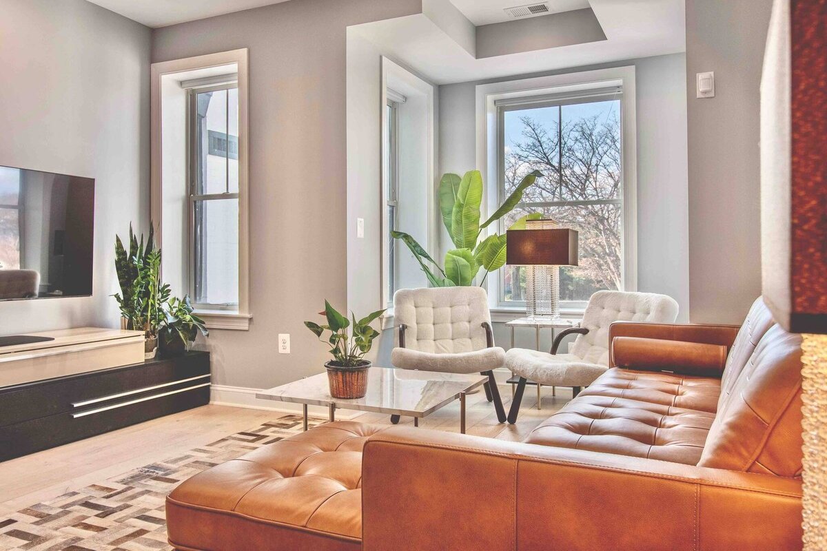 New, Modern and Luxurious Row House, 3 BD in Shaw gallery image 3