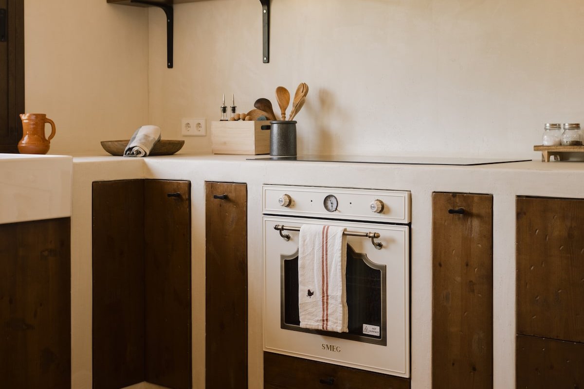 Luxury villa with heated pool, 5 min from beach gallery image 5