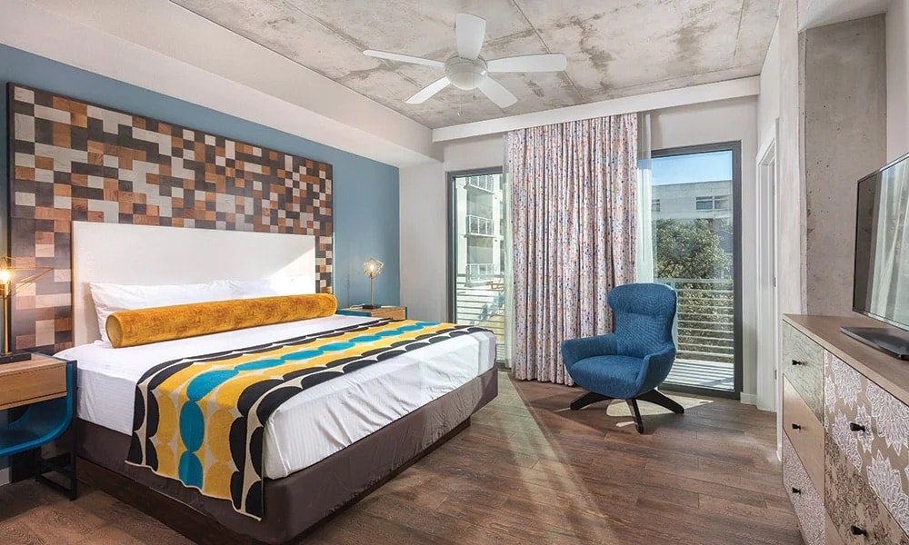 Austin 2BR Presidential Condo gallery image 5