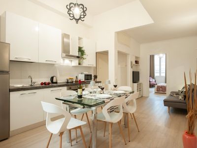 Bargello – Flo Apartments