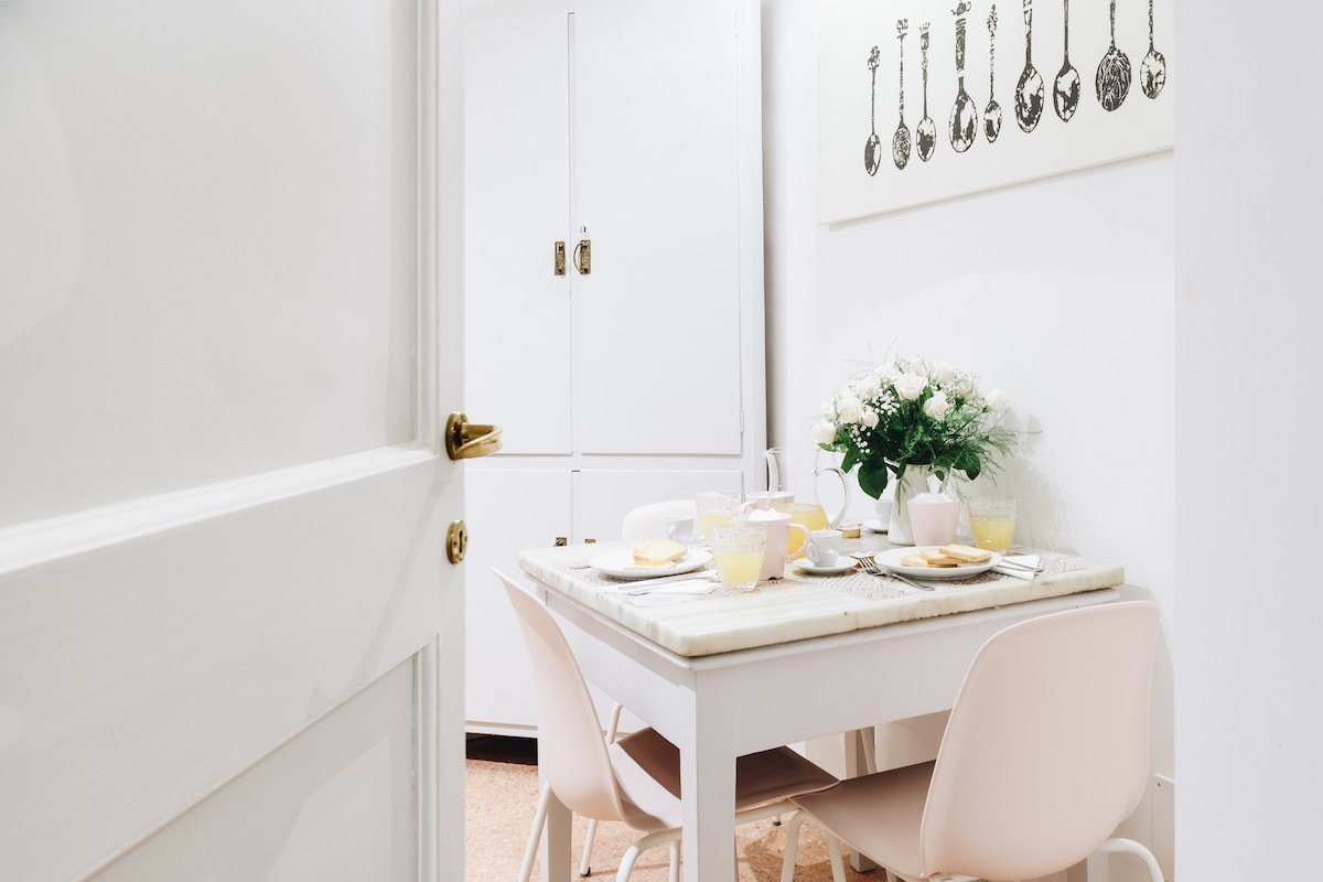 Suite Rondanini, historical home at Pantheon gallery image 2