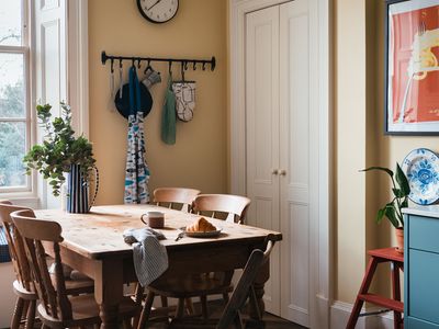 Beautiful Central Edinburgh apartment