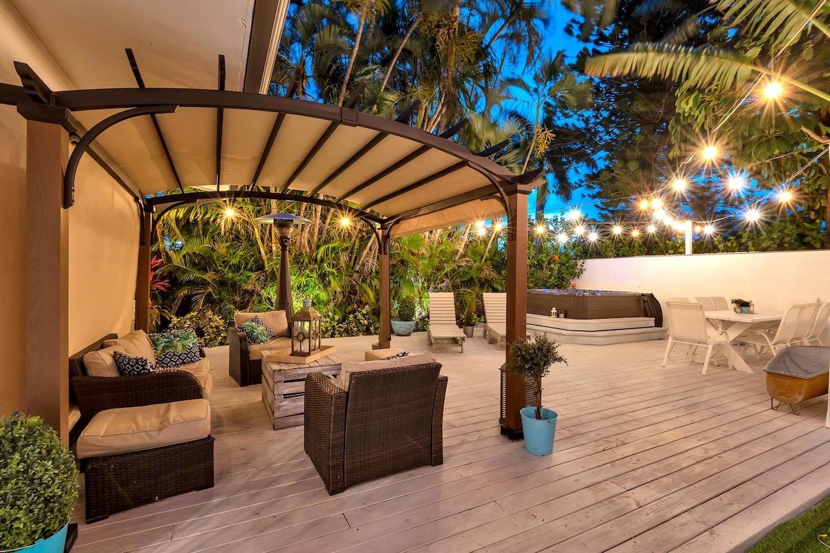 Beach House – cute tropical hideaway mins to beach gallery image 4