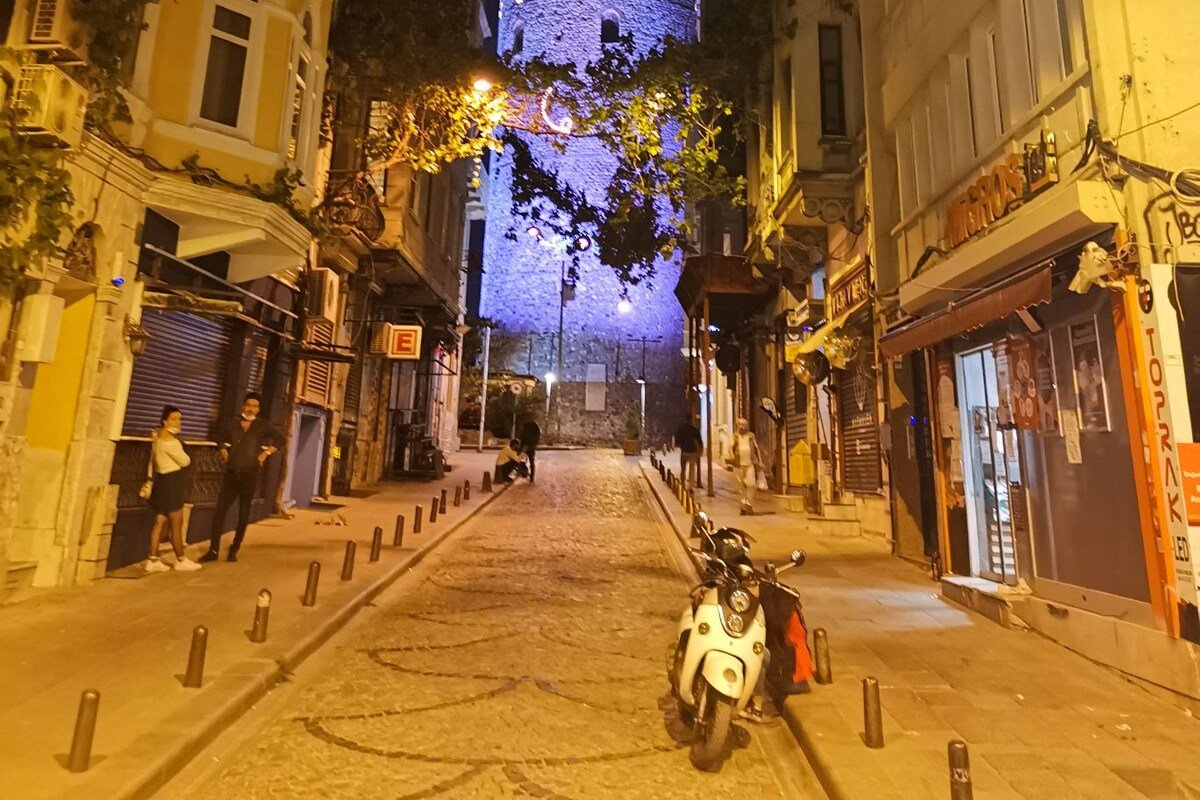 2.kat 3+1, 2 banyo, balkonlu Galata kulesi 20 adım gallery image 5