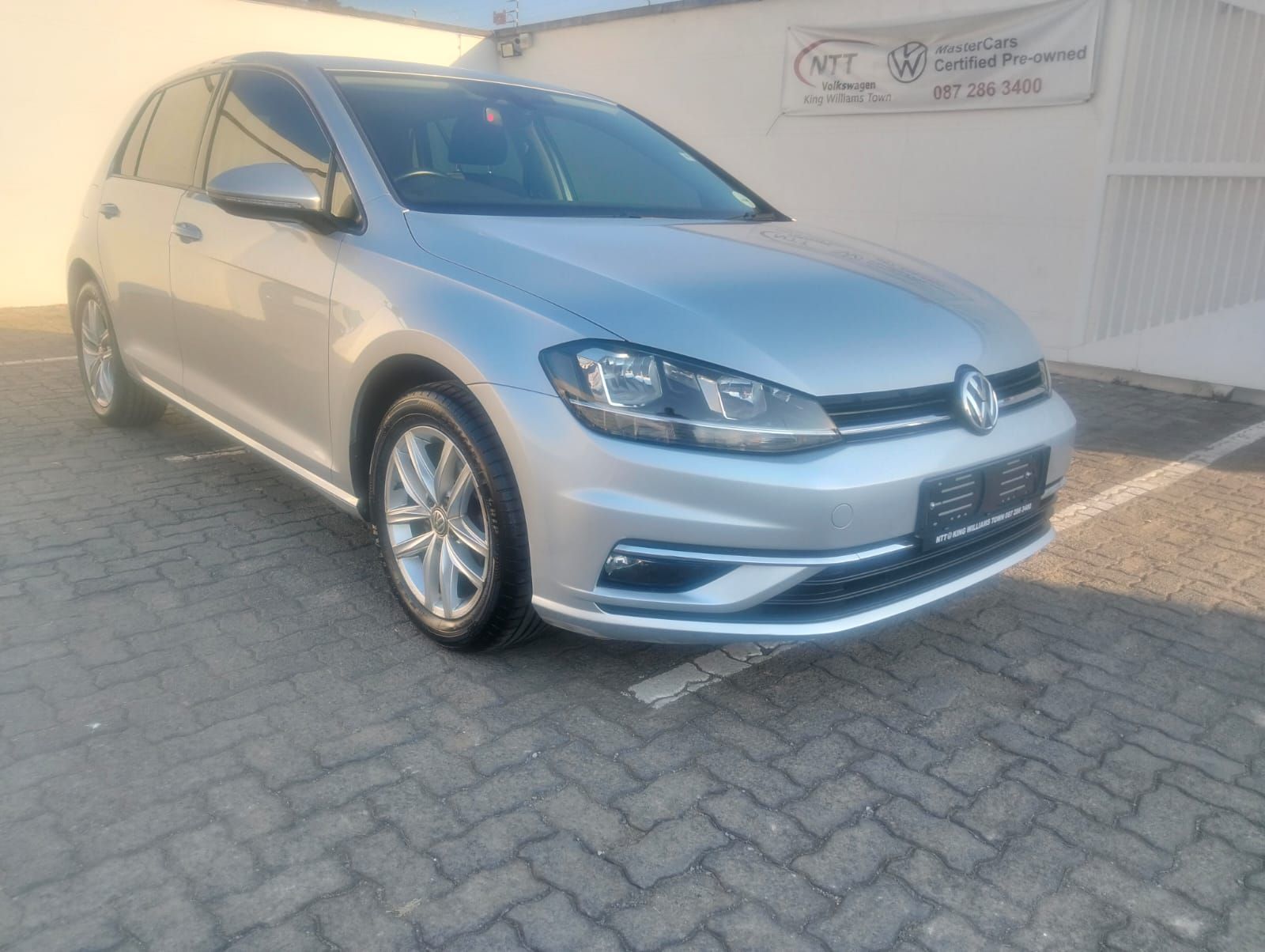 VOLKSWAGEN GOLF VII 1.0 TSI COMFORTLINE for Sale in South Africa