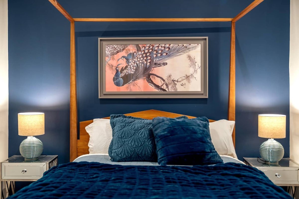 Royal Kensington •4BR Family Apt •Winter City Stay gallery image 3