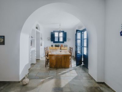 Armeni Seaside Villa – with private boat service!