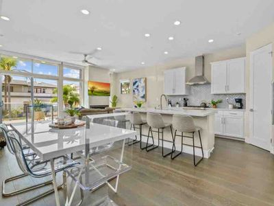 Stunning 4BR Villa with Bay Views & Rooftop Decks!