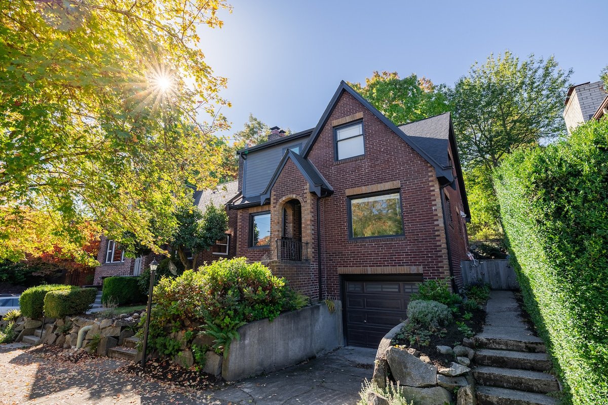 Families and groups gather at GreenLake! gallery image 3