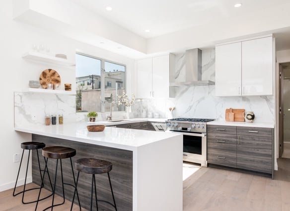 Hollywood Sign Views | Deluxe Townhome at Sunset gallery image 5